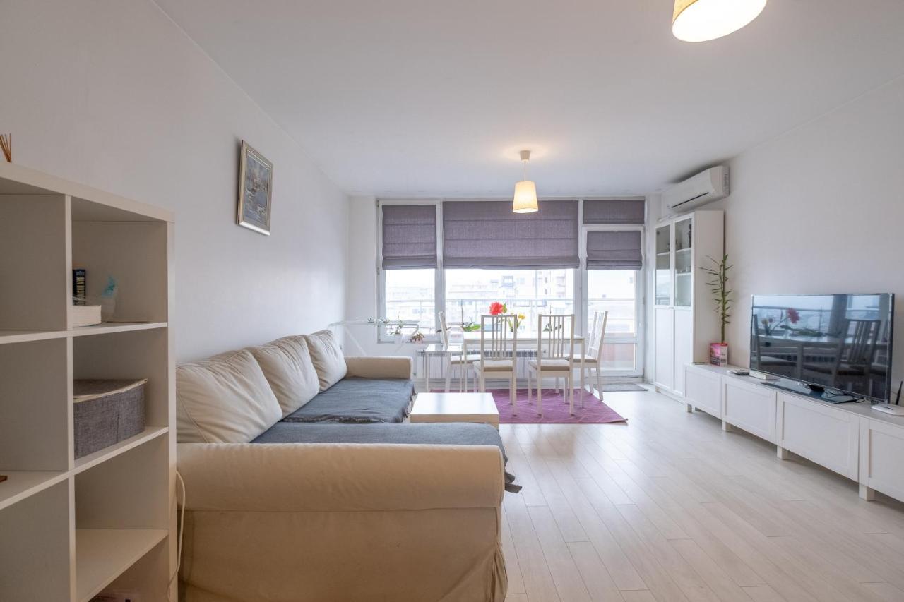 Sunny 1- Bdr In Banishora District Apartment Sofia Exterior photo